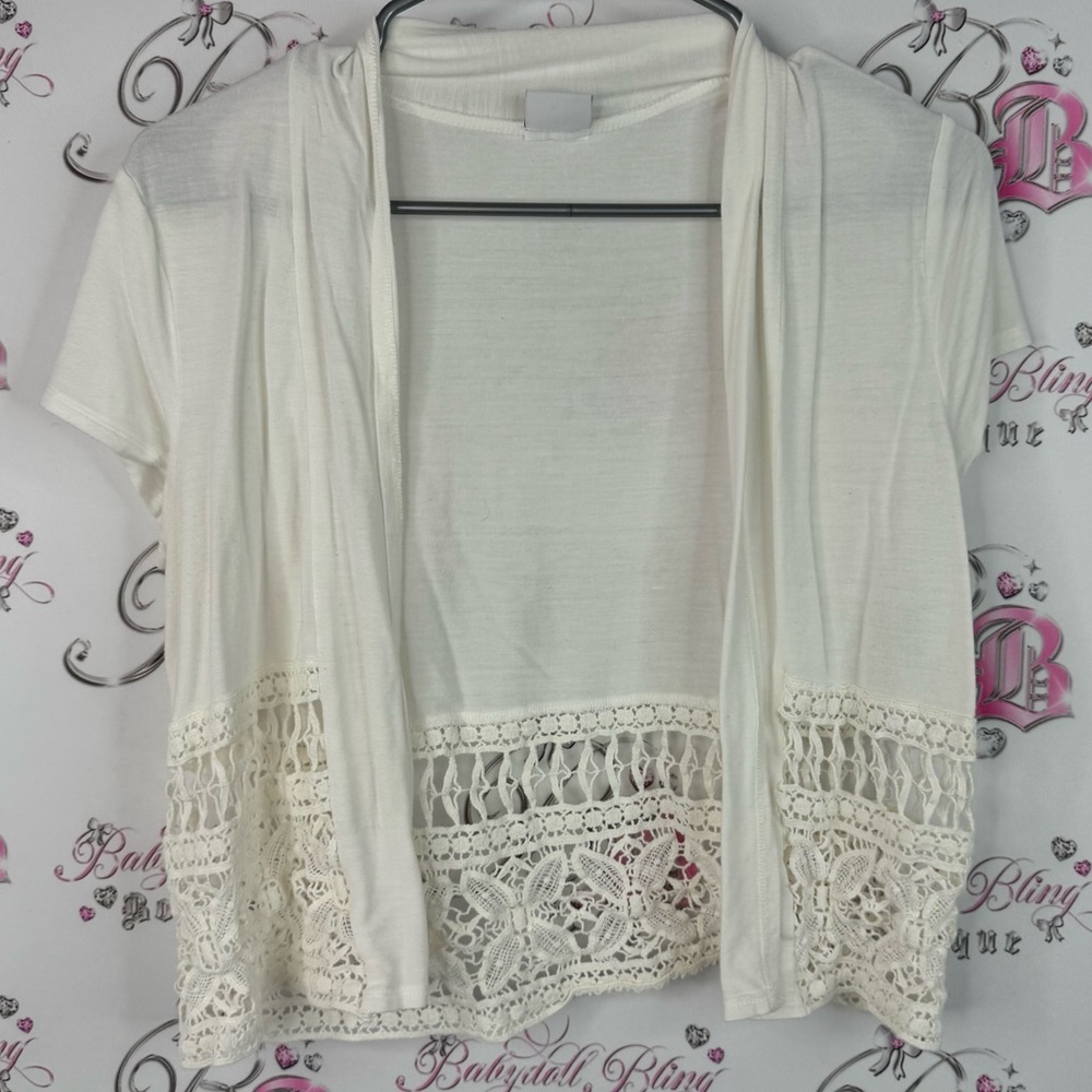 Suzy Shier cardigan shrug tshirt crochet hem bottom cream White Knit Cardigan